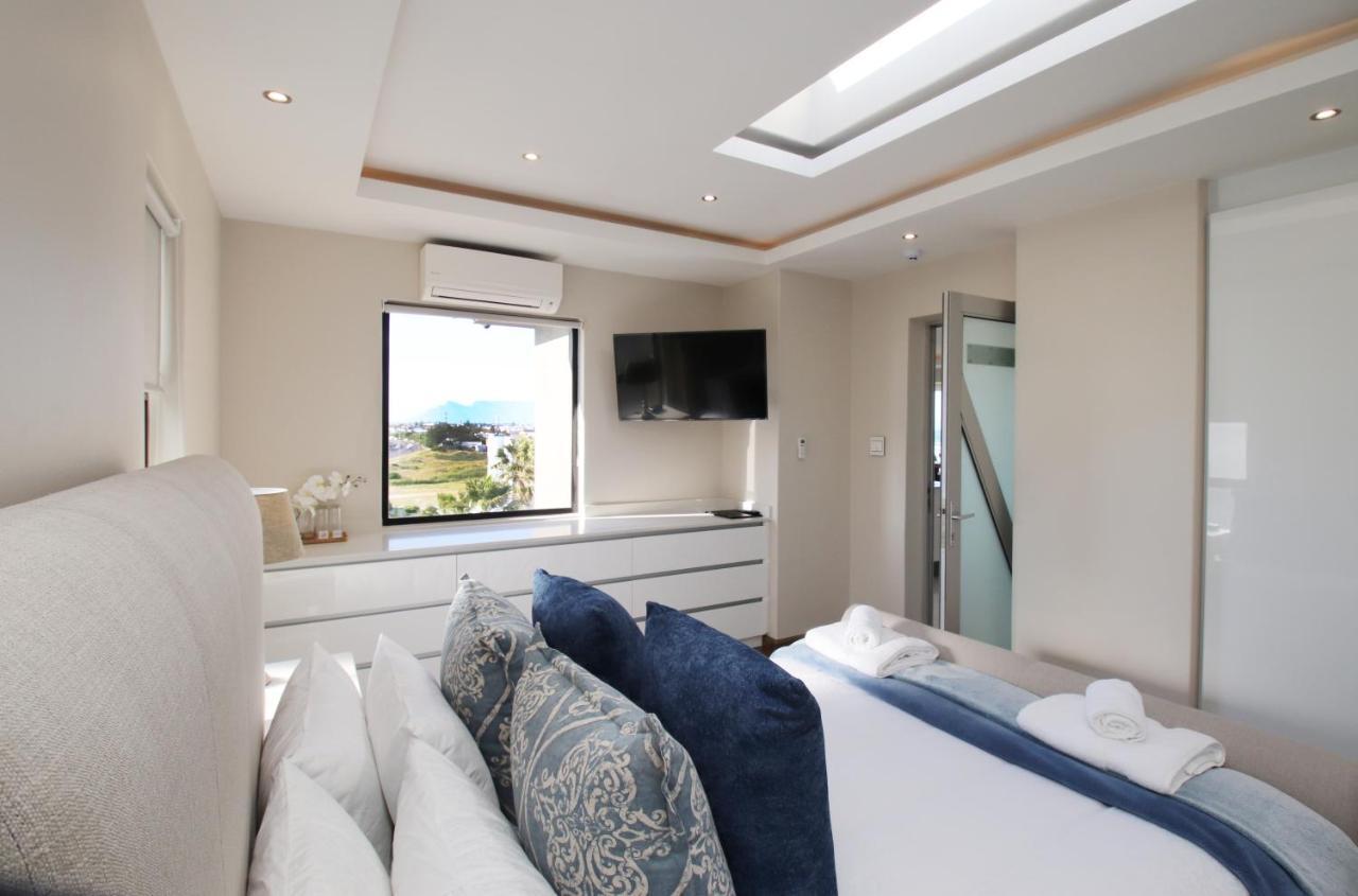 C' La Vie Luxury Accommodation Melkbosstrand Exterior photo